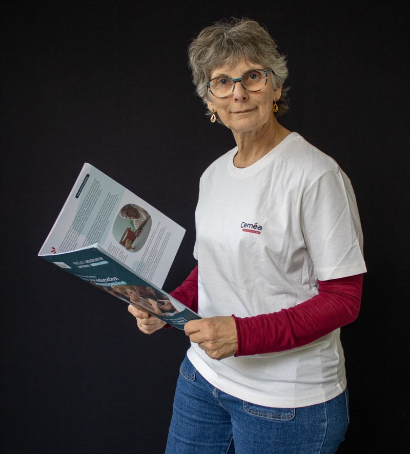 T-shirt Ceméa n°1 “un projet en images” -  En lot, 10 pièces