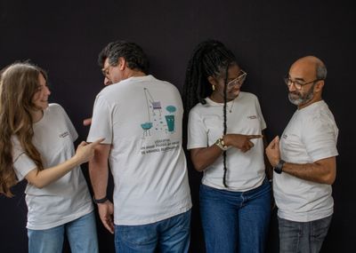 T-shirt Ceméa n°1 “un projet en images” -  En lot, 10 pièces